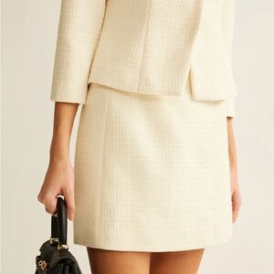 Elegant Cream Tweed Skirt